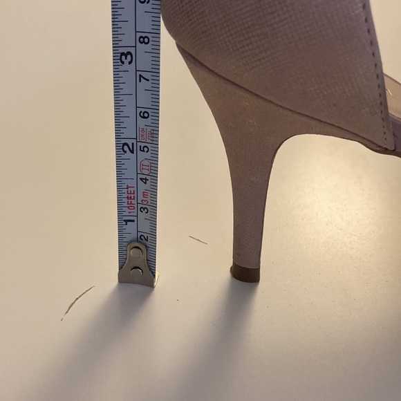 Cole Haan Prieta Pump - Picture 14 of 14